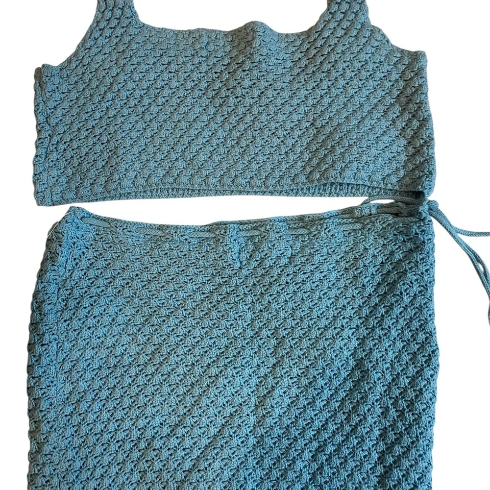 WILLOW & WIND Crocheted Daisy Matching Skirt Set Size: Small/Medium
